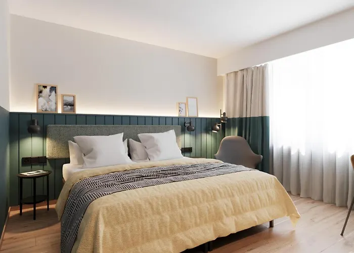 Hotel Free Parking 3*